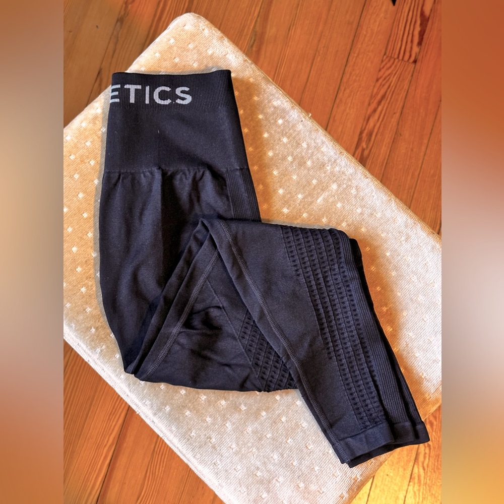 Fabletics Sculptknit Leggings